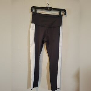 Black and White Contrast Leggings with Side Stripes